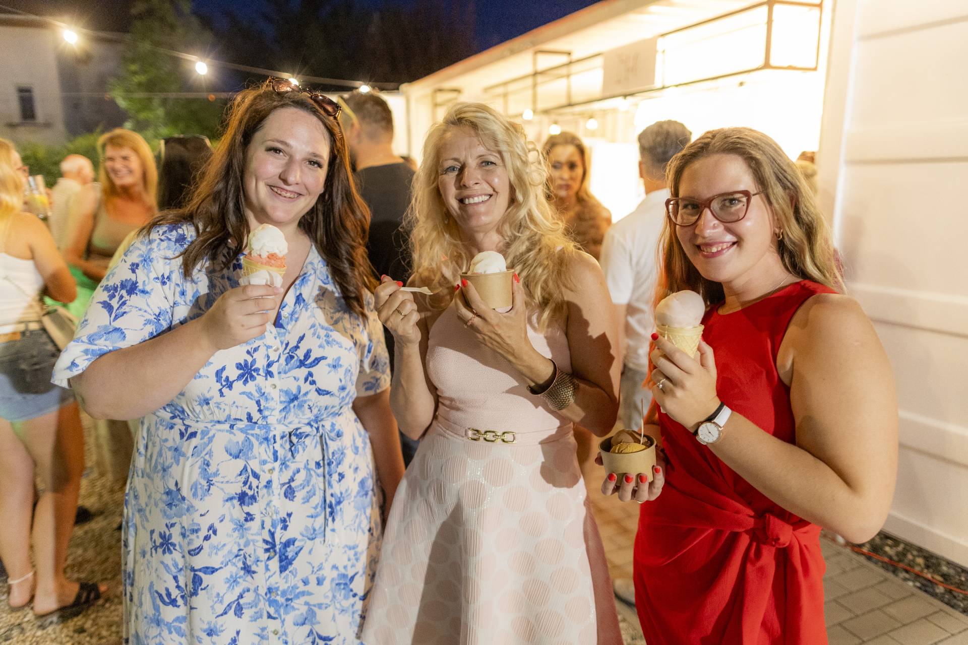 Éjszakai Fagylaltozás fotó: Mészáros Zsolt