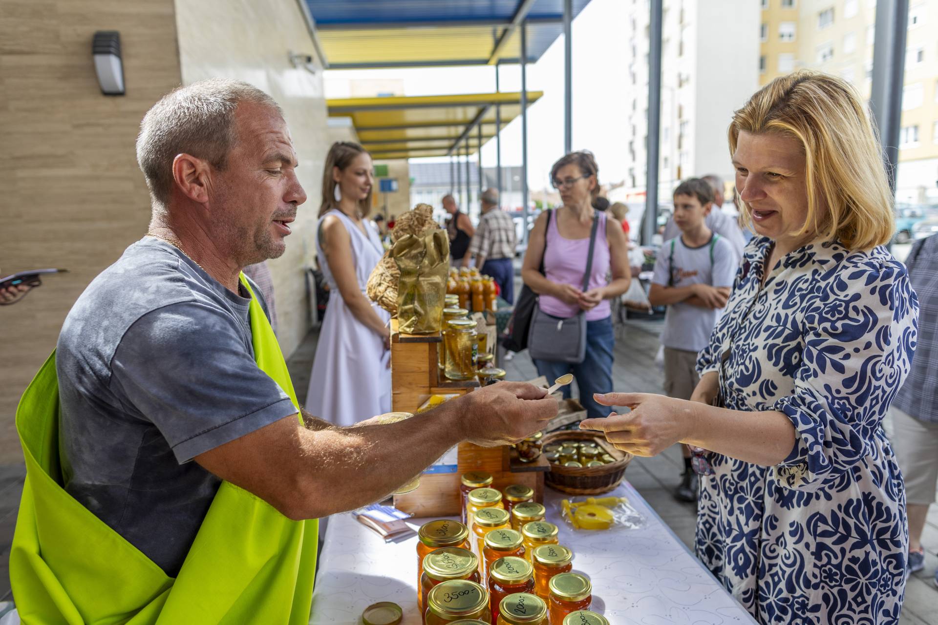 Karneváli termelői piac fotó: Mészáros Zsolt Karneváli termelői piac fotó: Mészáros Zsolt
